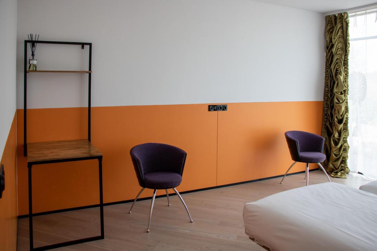 De 6 Linden Boutique Hotel Слёйс Экстерьер фото